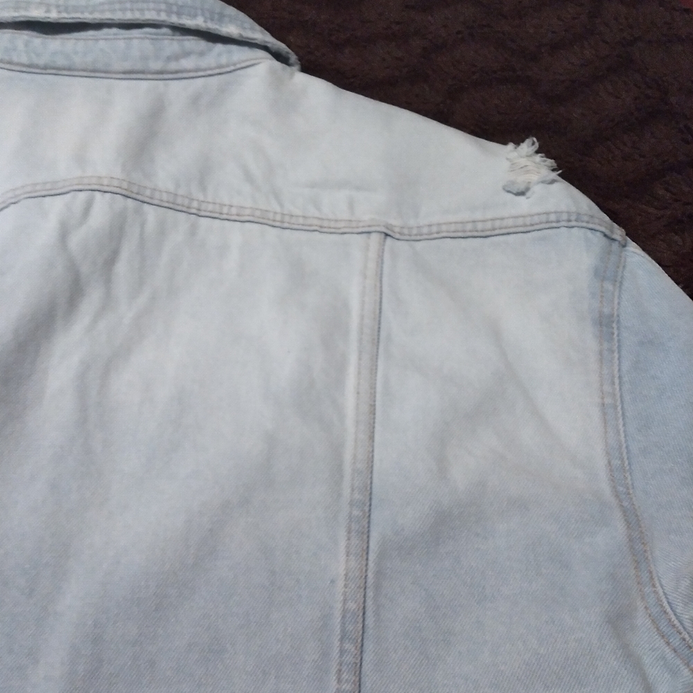 Jean jacket - Picture 2 of 8